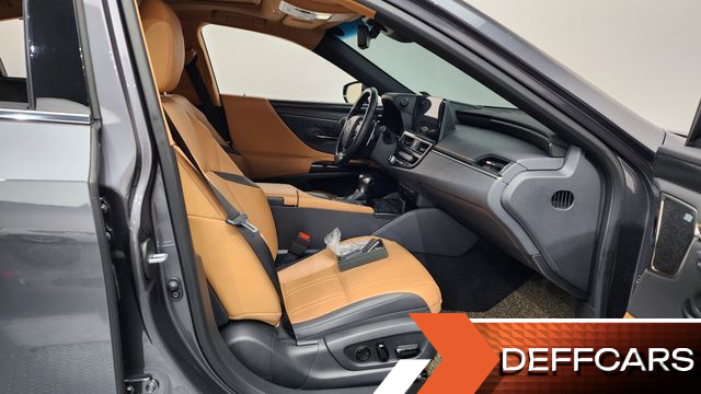 Lexus ES Executive купить на сайте DeffCars