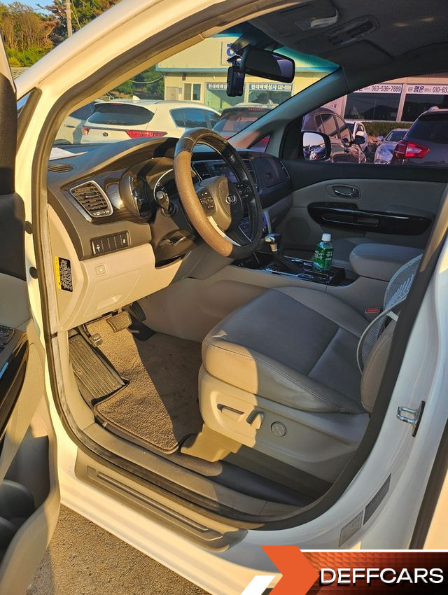 Kia CARNIVAL 11-Seater Prestige купить на сайте DeffCars