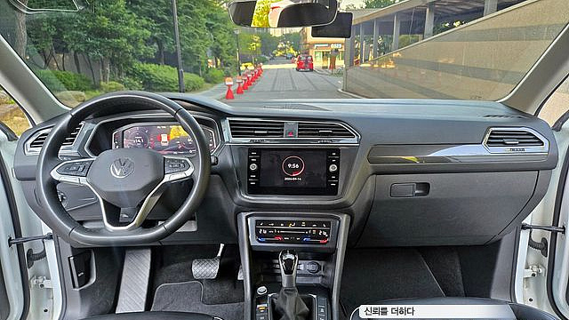 Volkswagen TIGUAN 2.0 TDI Premium купить на сайте DeffCars