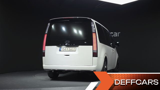 Hyundai STARIA Lounge 9-Seater Inspiration купить на сайте DeffCars