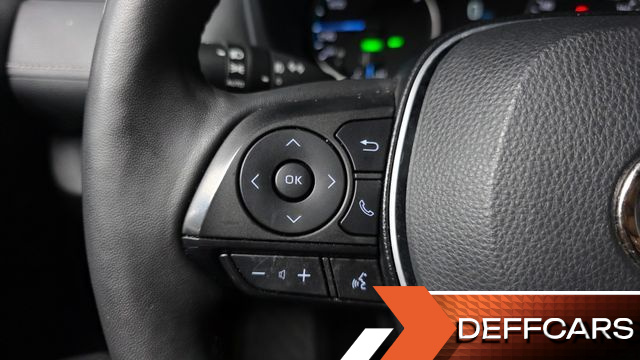 Toyota RAV4 2.5 2WD Hybrid купить на сайте DeffCars
