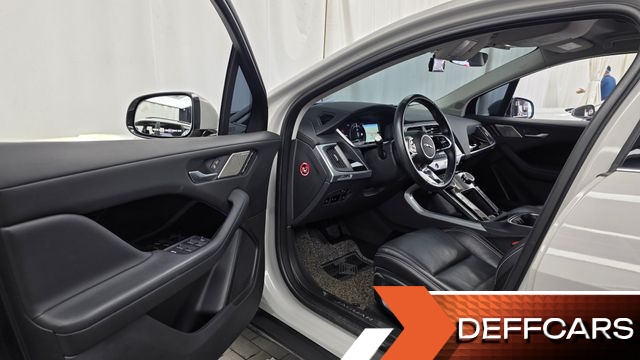 Jaguar I-PACE EV400 SE купить на сайте DeffCars