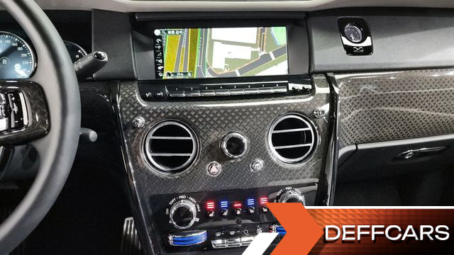 Rolls-Royce CULLINAN 6.7 V12 Black Badge купить на сайте DeffCars