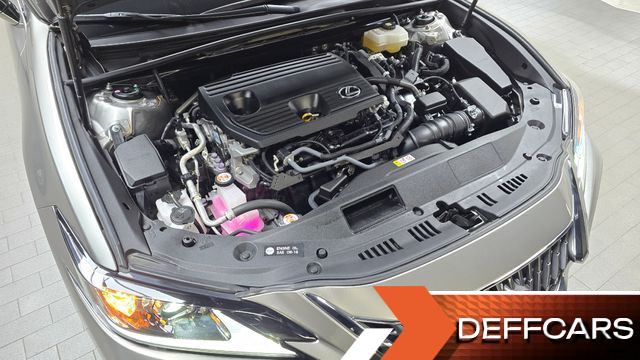 Lexus ES Luxury Plus купить на сайте DeffCars