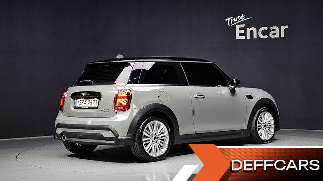 Mini COOPER Classic Plus Launch Pack Third Generation купить на сайте DeffCars