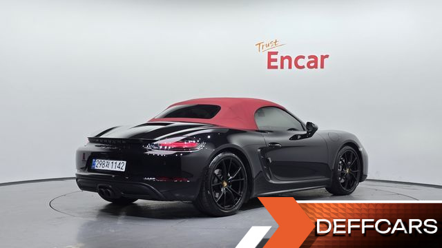 Porsche 718 2.0 купить на сайте DeffCars
