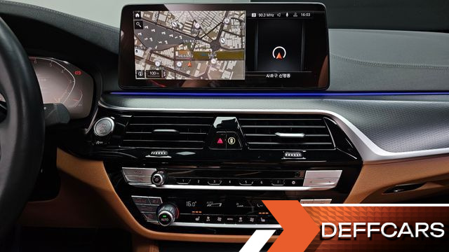 BMW 5-SERIES 520i M Sport купить на сайте DeffCars