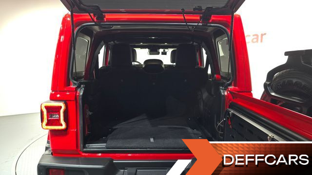 Jeep WRANGLER 2.0 Sahara 4Door купить на сайте DeffCars