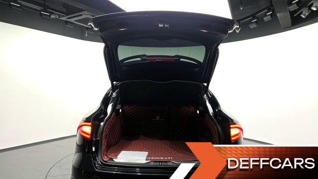 Maserati LEVANTE 3.0 AWD GranSport купить на сайте DeffCars