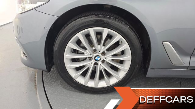 BMW 5-SERIES 520d xDrive Luxury Plus купить на сайте DeffCars