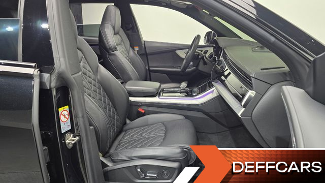 Audi Q8 55 TFSI Quattro Premium купить на сайте DeffCars
