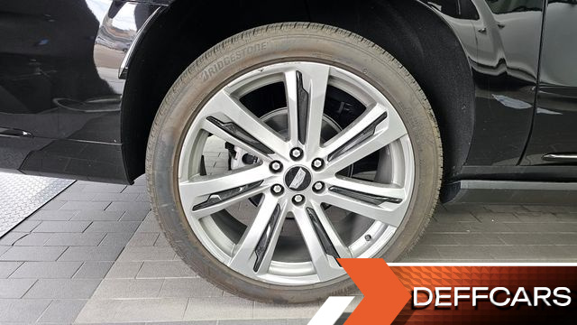 Cadillac ESCALADE 6.2 ESV ESV Sports Platinum купить на сайте DeffCars