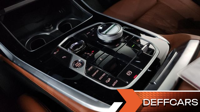 BMW X7 xDrive 40i M Sport 7STR купить на сайте DeffCars