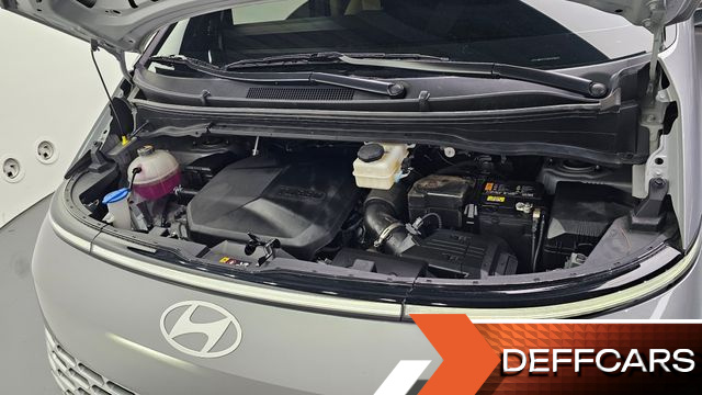 Hyundai STARIA Cargo 5-Seater Modern купить на сайте DeffCars