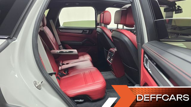 Porsche CAYENNE 3.0 E-HYBRID PLATINUM EDITION купить на сайте DeffCars