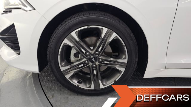 Kia K5 2.0 Prestige купить на сайте DeffCars
