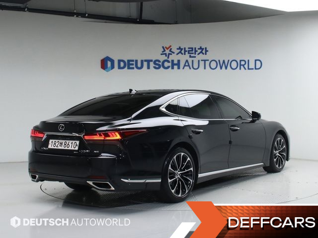 Lexus LS 3.5 Luxury AWD купить на сайте DeffCars