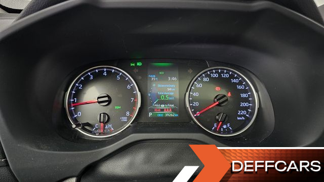 Toyota RAV4 2.5 2WD купить на сайте DeffCars