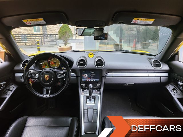 Porsche 718 2.0 купить на сайте DeffCars