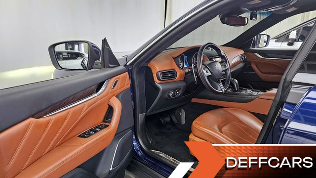 Maserati LEVANTE 3.0 AWD Premium купить на сайте DeffCars