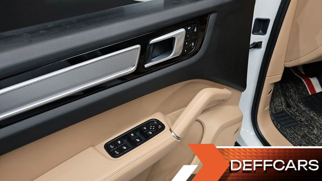 Porsche CAYENNE 3.0 PLATINUM EDITION купить на сайте DeffCars