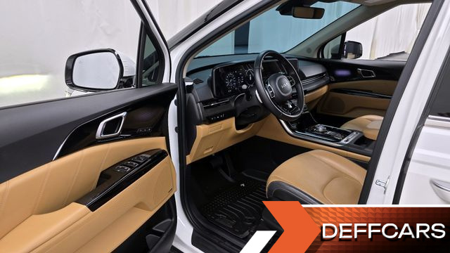 Kia CARNIVAL Gasoline 9-Seater Signature купить на сайте DeffCars