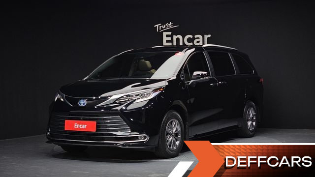 Toyota SIENNA 2.5 Hybrid AWD купить на сайте DeffCars