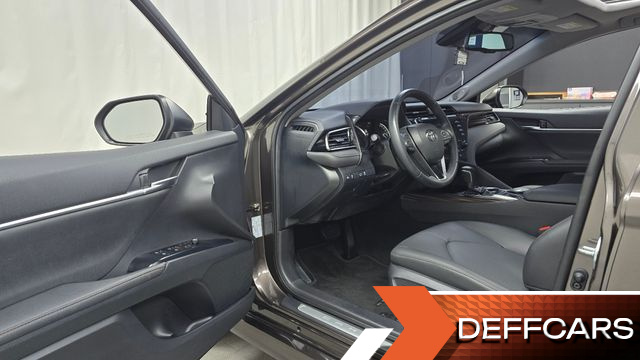 Toyota CAMRY 2.5 купить на сайте DeffCars