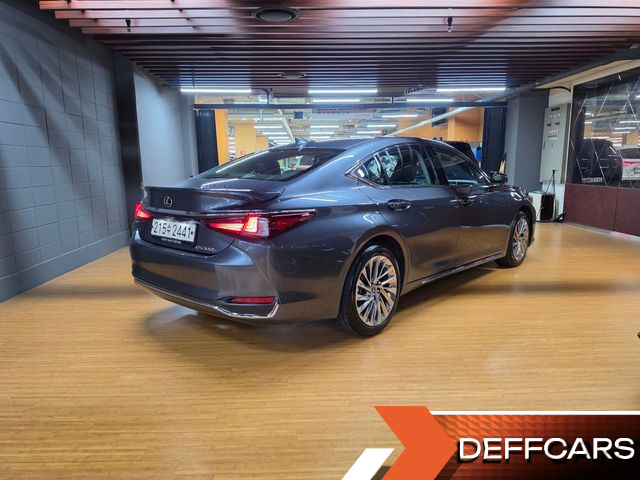 Lexus ES Executive купить на сайте DeffCars