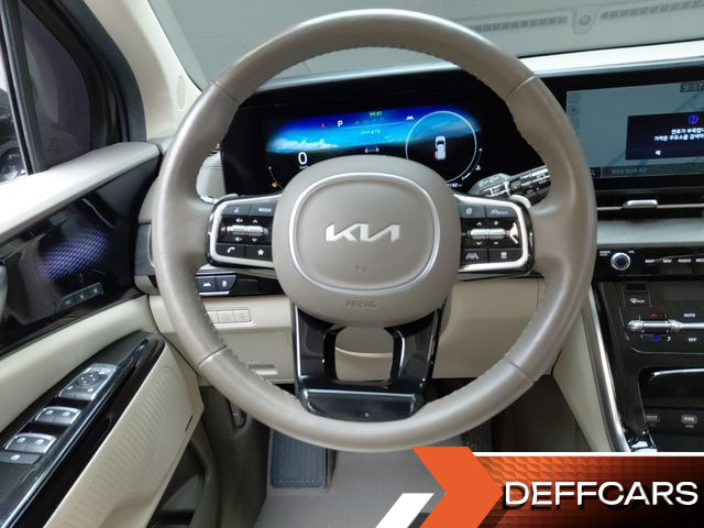 Kia CARNIVAL Gasoline 9-Seater Signature купить на сайте DeffCars