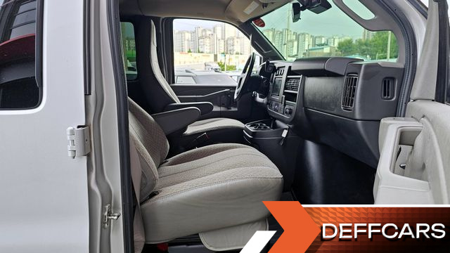 GMC SAVANA 6.0 купить на сайте DeffCars