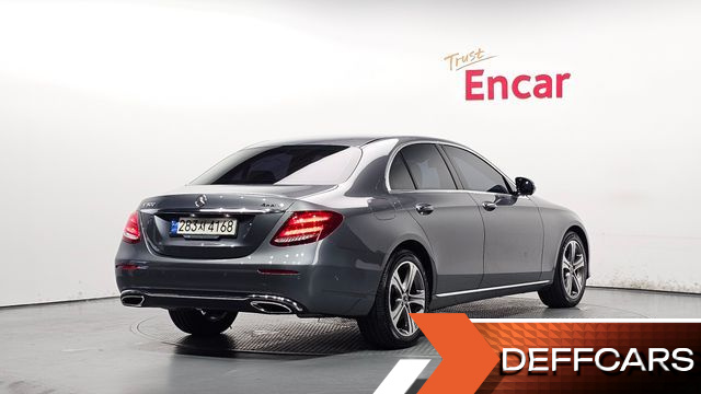 Mercedes E-CLASS E300 4MATIC Avnatgarde купить на сайте DeffCars