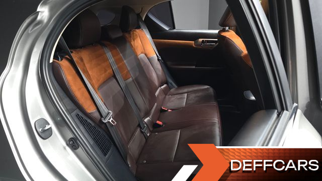 Lexus CT200H 1.8 Supreme ZWA10 купить на сайте DeffCars
