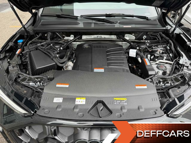 Audi Q5 40 TDI Quattro Sportback S Line Sportback купить на сайте DeffCars