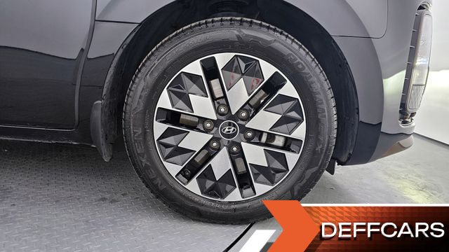 Hyundai STARIA 4WD Lounge 9-Seater Limousine купить на сайте DeffCars