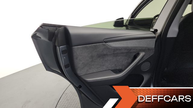 Tesla MODEL Y Long Range Launch Edition AWD купить на сайте DeffCars