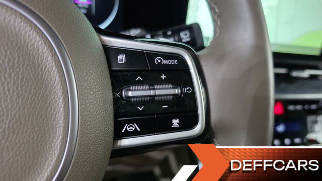 Kia CARNIVAL Gasoline 9-Seater Hi-Limousine Signature купить на сайте DeffCars