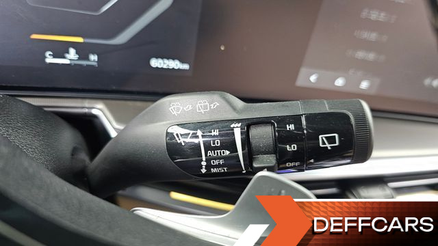 Kia SORENTO Gasoline 2.5T 2WD Signature купить на сайте DeffCars