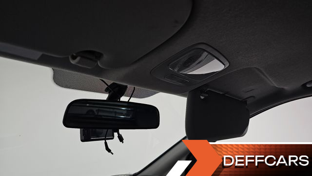 Hyundai STAREX Van 5-Seater Style купить на сайте DeffCars