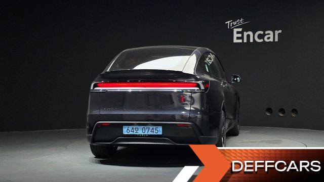 Tesla MODEL Y L Long Range AWD купить на сайте DeffCars