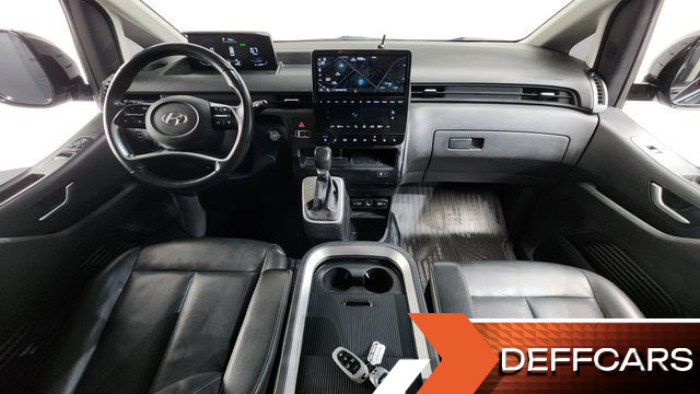 Hyundai STARIA Cargo 5-Seater Modern купить на сайте DeffCars