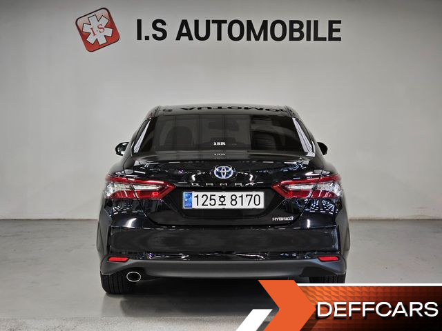 Toyota CAMRY 2.5 XLE Hybrid купить на сайте DeffCars
