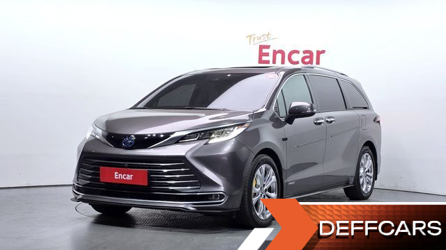 Toyota SIENNA 2.5 Hybrid 2WD купить на сайте DeffCars