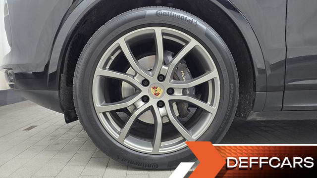 Porsche CAYENNE 3.0 PLATINUM EDITION купить на сайте DeffCars