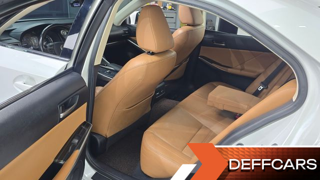 Lexus IS Supreme купить на сайте DeffCars