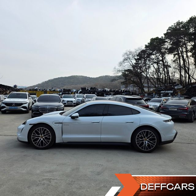 Porsche TAYCAN Base купить на сайте DeffCars