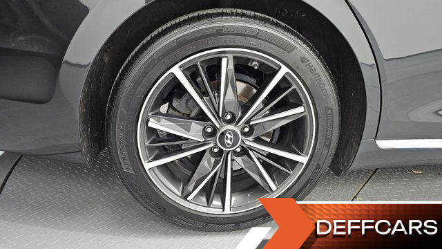 Hyundai GRANDEUR 2.5 Premium Choice купить на сайте DeffCars