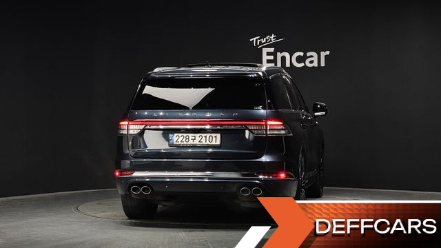 Lincoln AVIATOR 3.0 Black Label AWD купить на сайте DeffCars