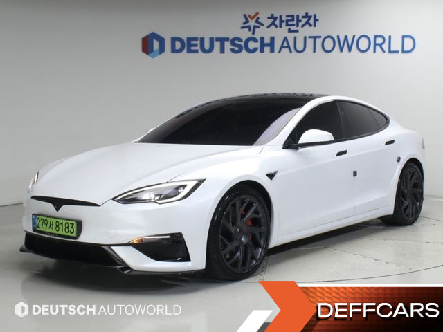 Tesla MODEL S AWD купить на сайте DeffCars