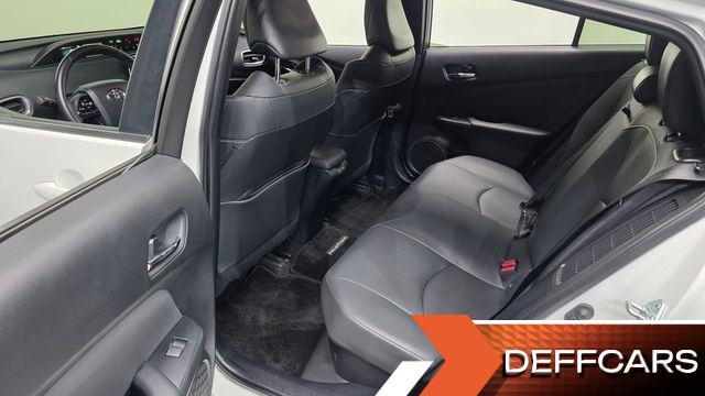 Toyota PRIUS 1.8 купить на сайте DeffCars